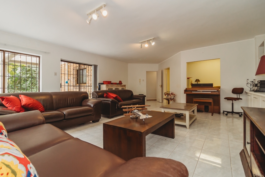 4 Bedroom Property for Sale in Bergsig Western Cape
